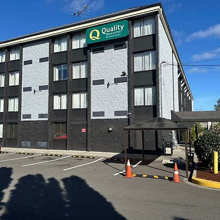 Quality Inn & Suites Everett Bagian luar foto
