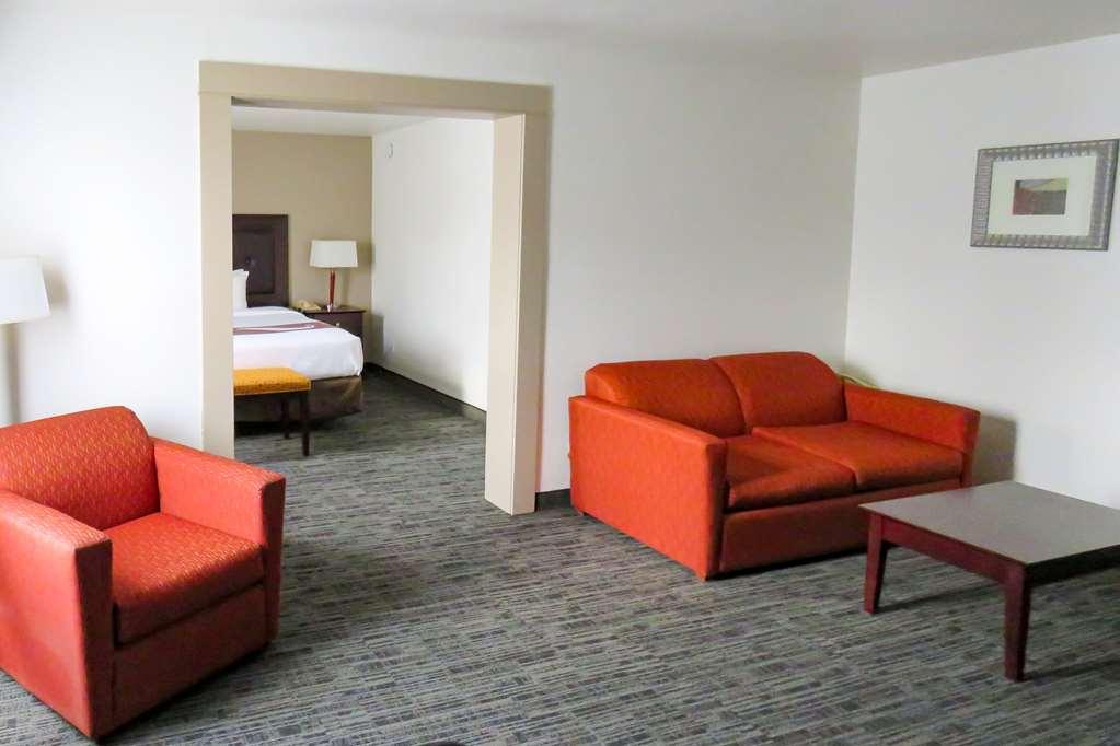 Quality Inn & Suites Everett Ruang foto