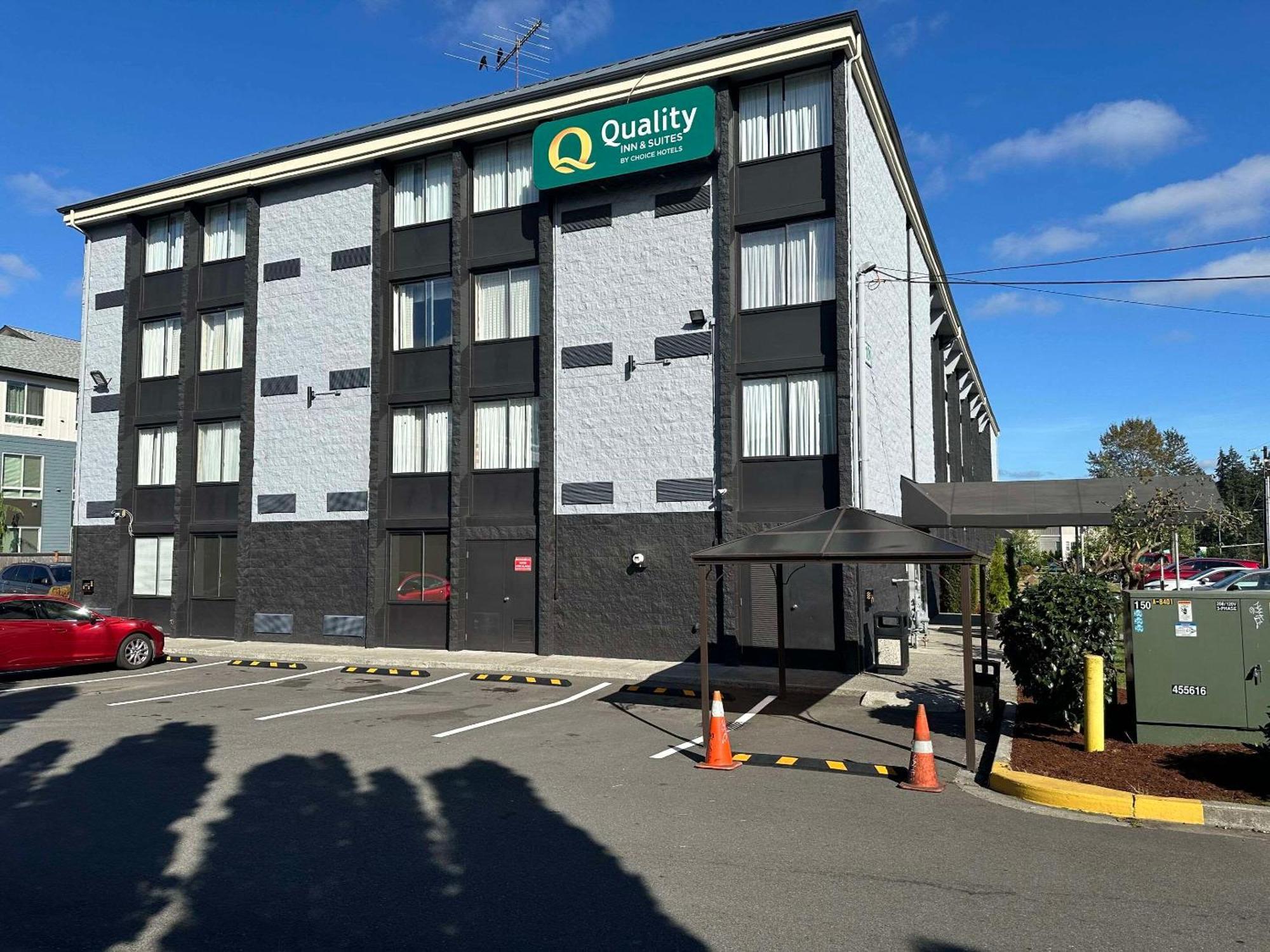 Quality Inn & Suites Everett Bagian luar foto